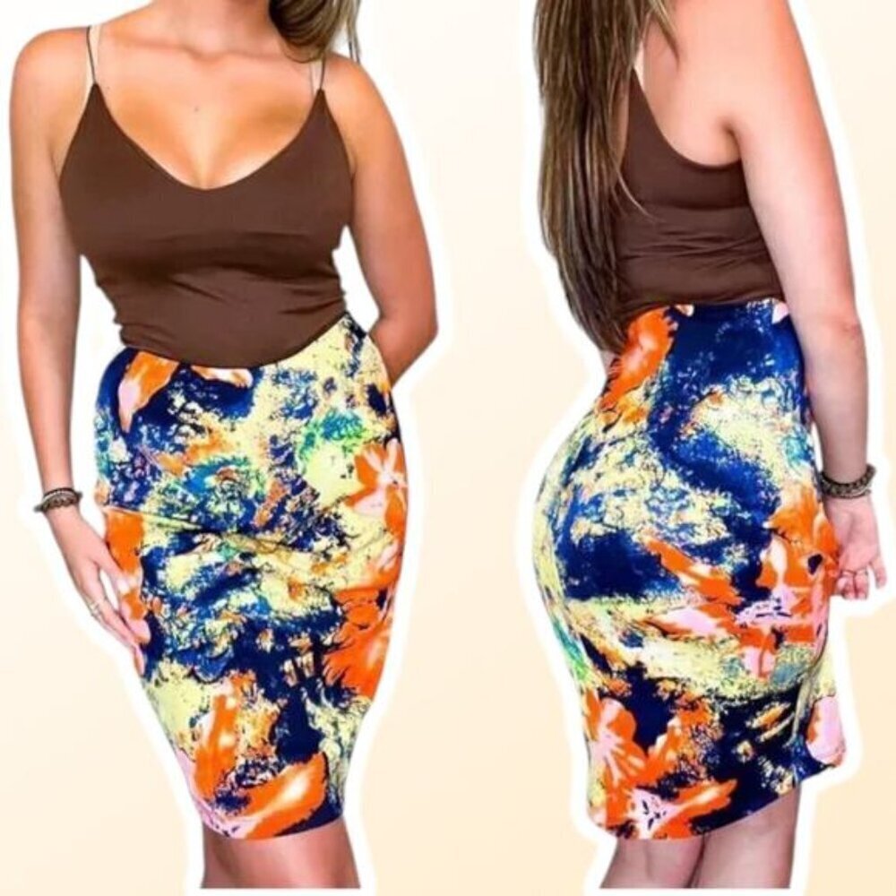 BETSEY JOHNSON Watercolor Floral Pull On Pencil Skirt Sz Small Multicolor
